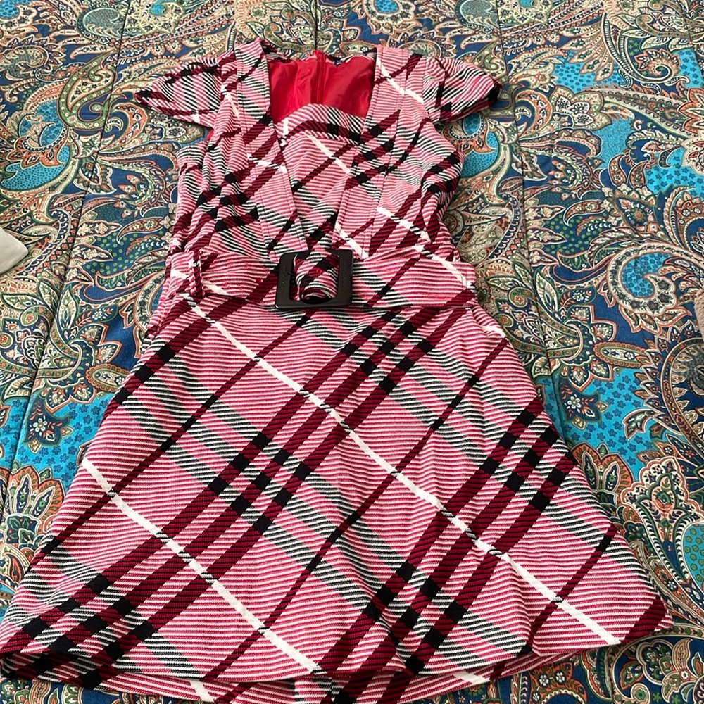 Burberry plaid red black and white dress with label attached belt size 40